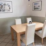 Ferienweingut Luetz *