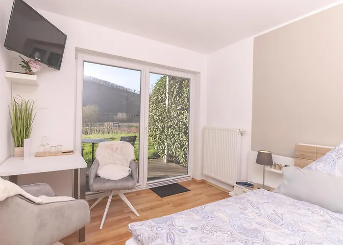 Apartment Ferienweingut Lütz Pünderich